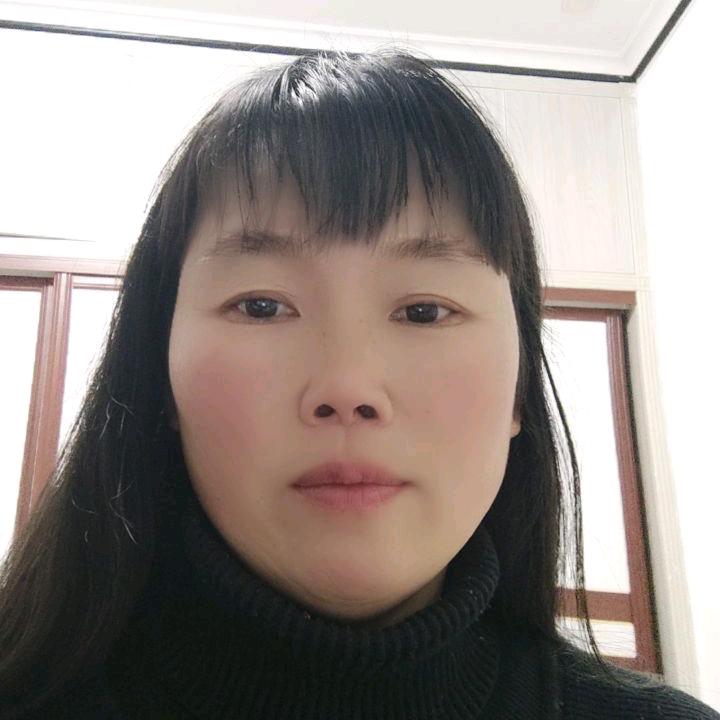 三妹子卖水果