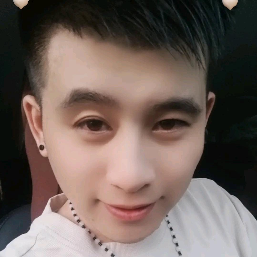 痴情小哥😘🔥