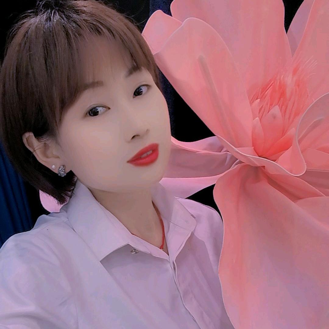 云朵有点甜🌸🌸🌸🌸