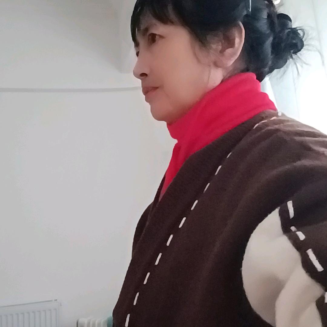 问问942、、