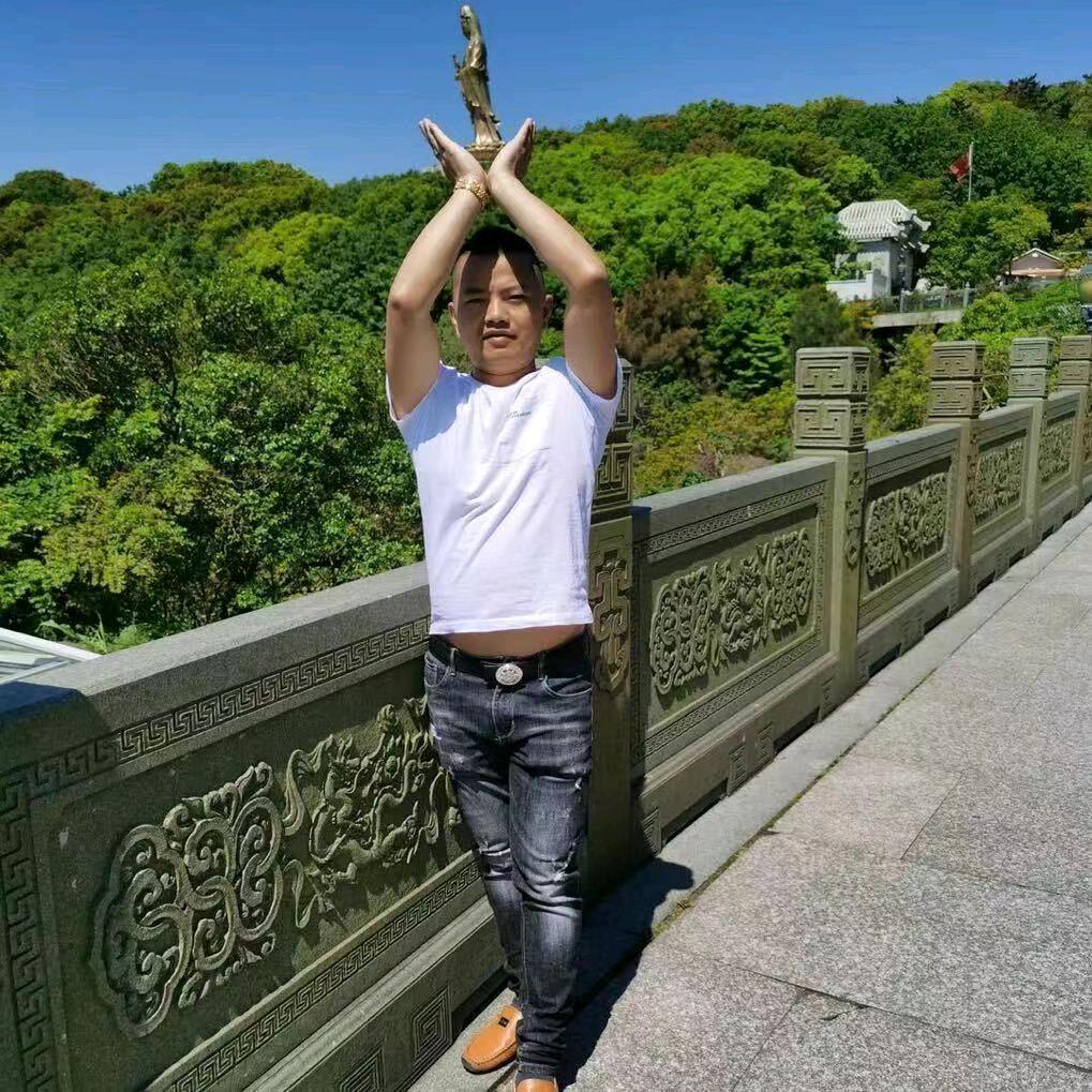 莆田小馒头秒车（高价收车）