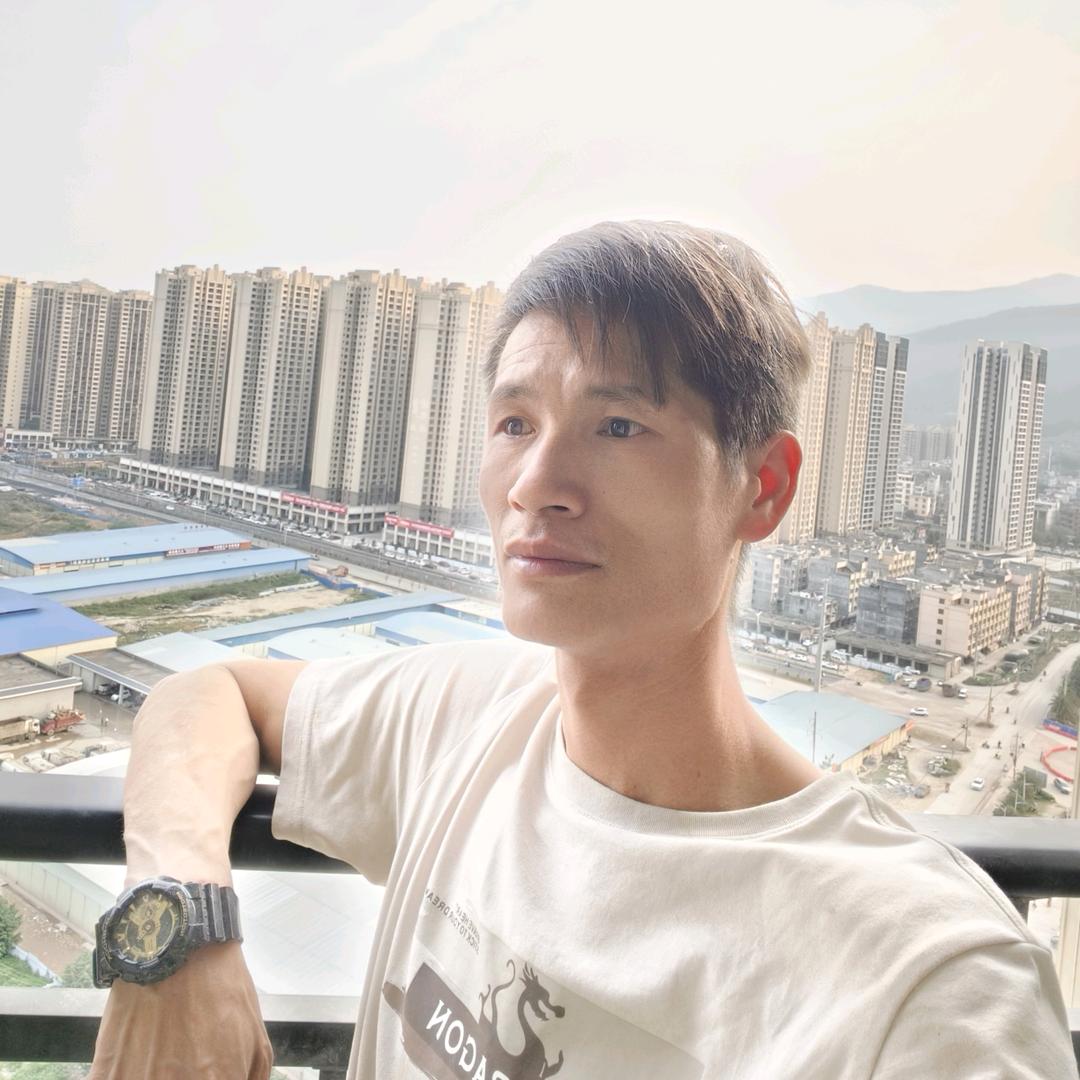 桂平穗华石膏线.全屋吊顶-黄伟