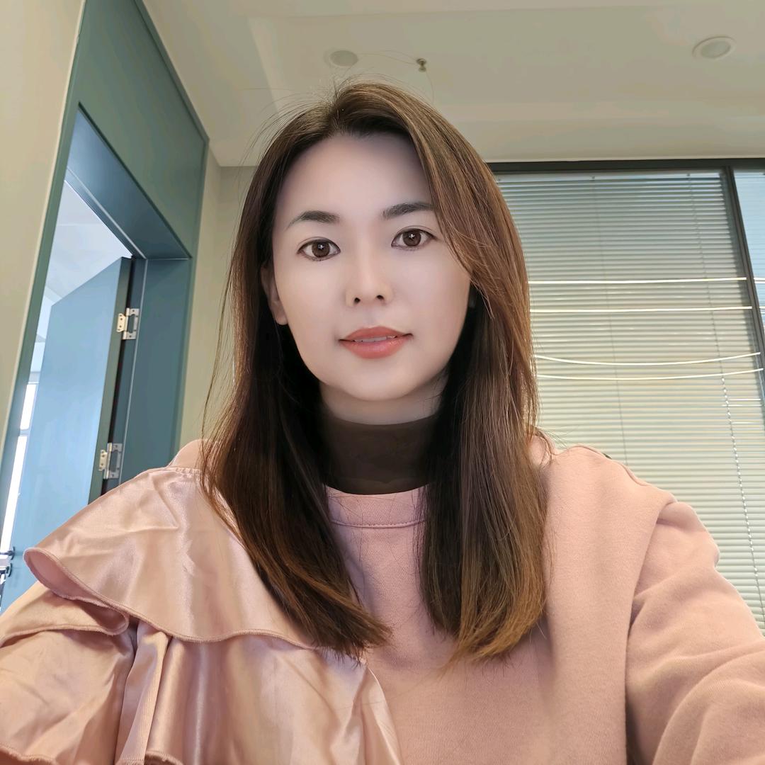 娜娜～