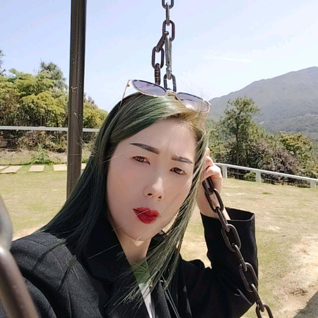 🎊陌路💄🌻繁华