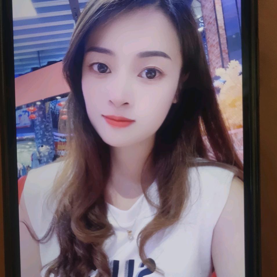 浅浅的笑