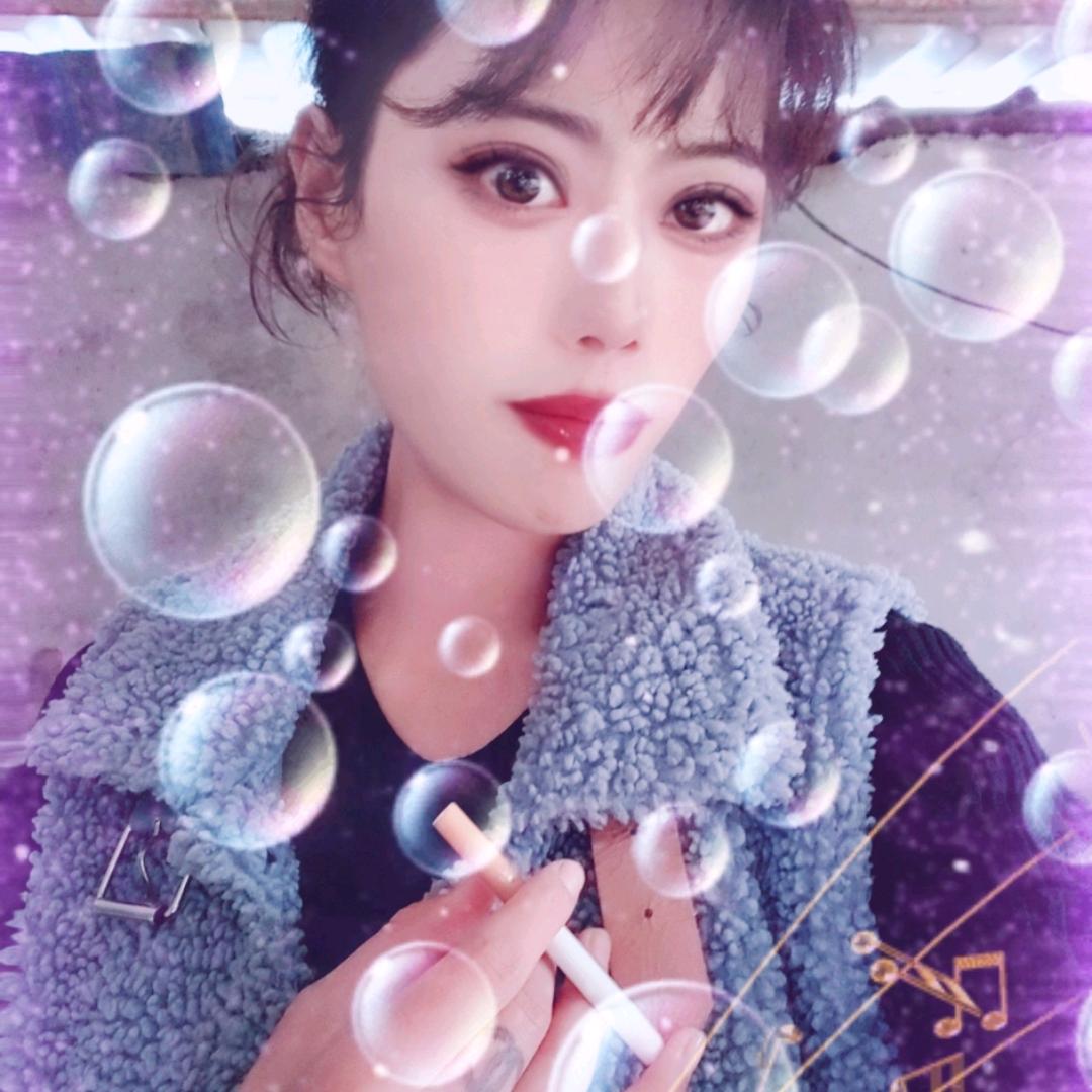 ⌓‿⌓杯中烈酒໌ᮨ🚬敬余生🍶དྷ༗