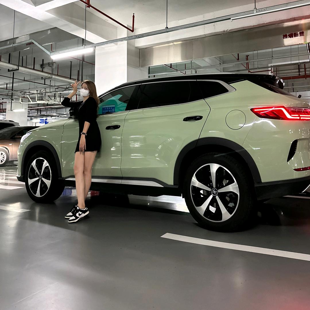 娜娜的比亚迪「宋」