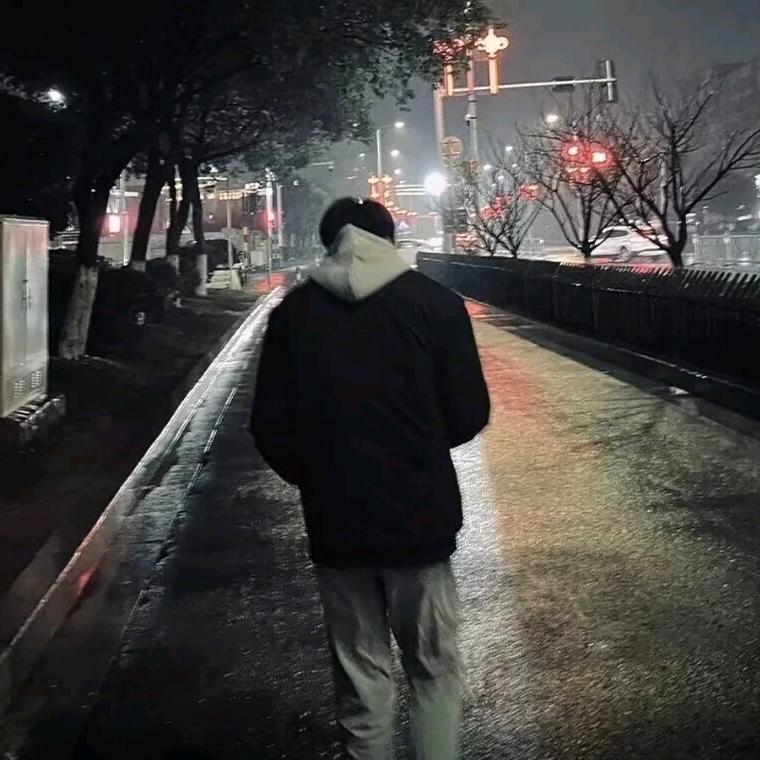 賈蕤陽