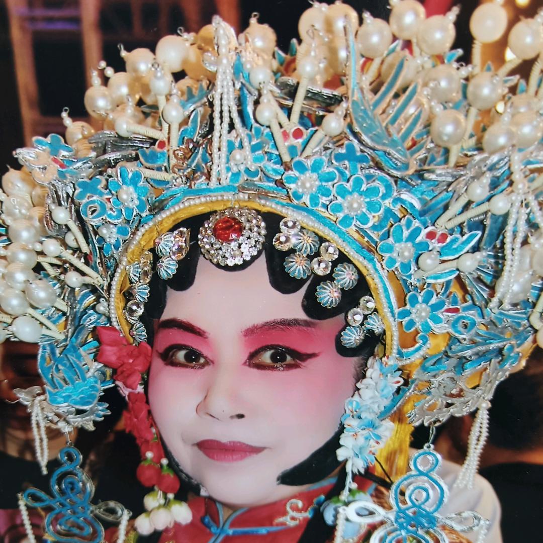 评剧王红，一，三，五，日，晚七点半直播。