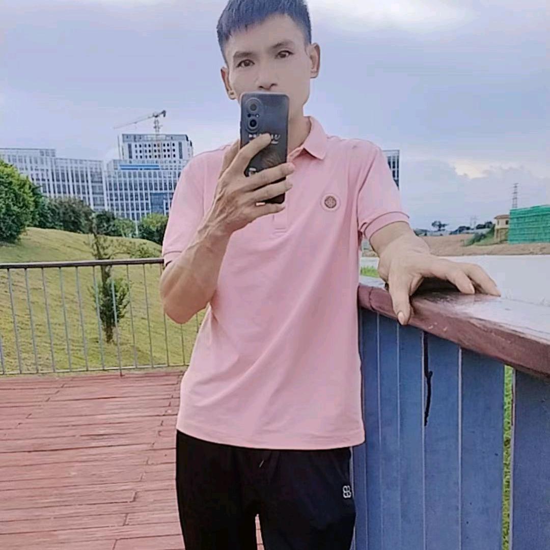 兴仁(*^ω^*)杨哥