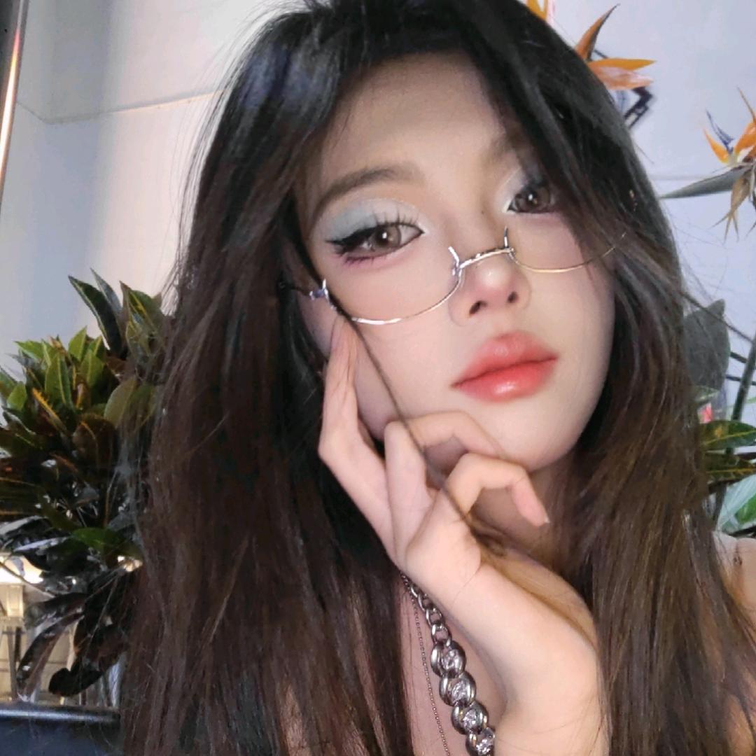 暴躁美女
