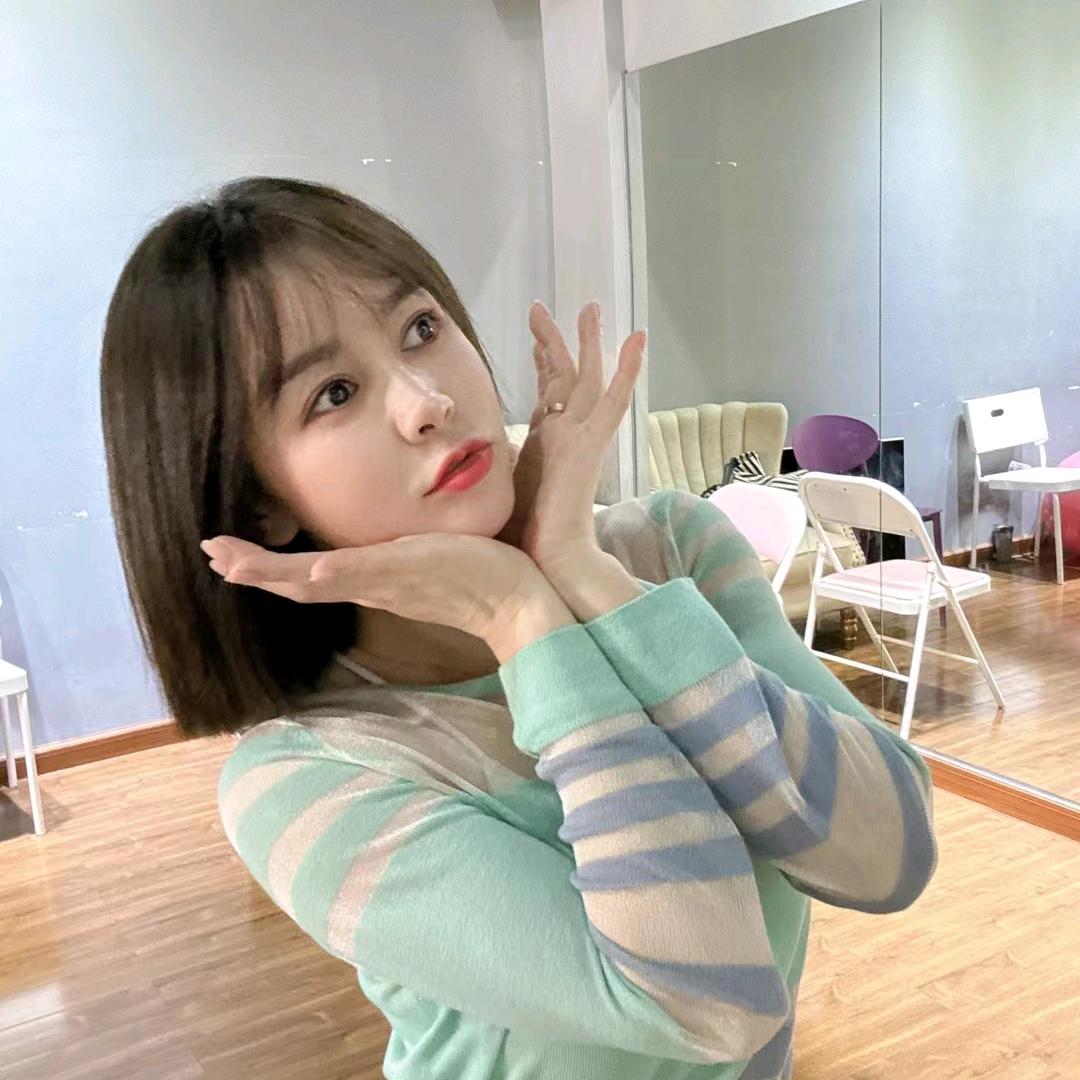 童瑶。
