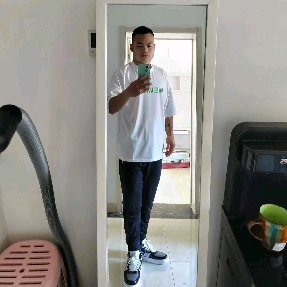爱情给了烈酒