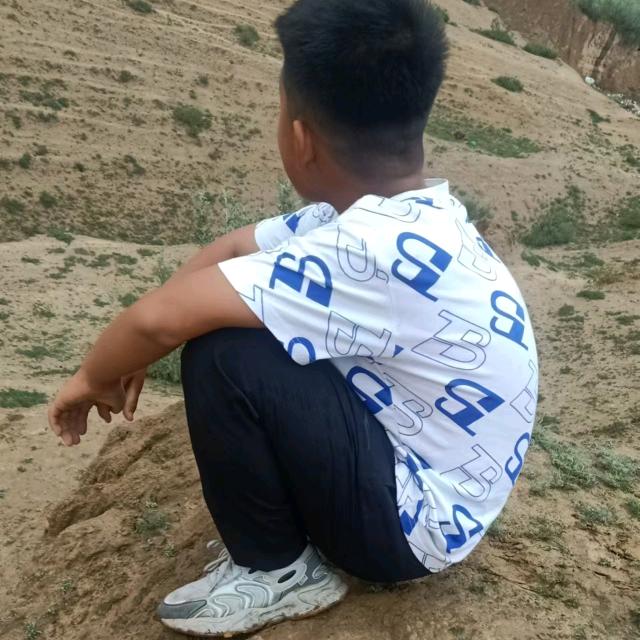 基层工作者