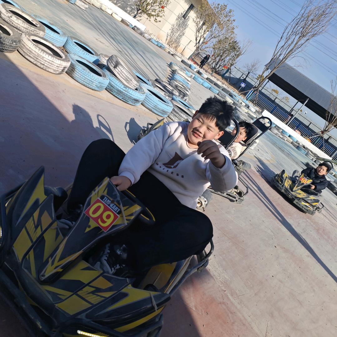 火箭小子头像