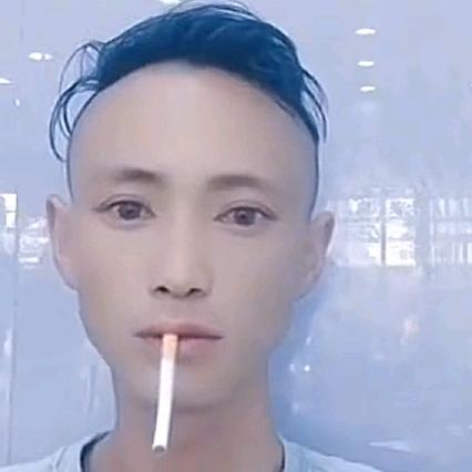 不是真心的，请你不要靠近我