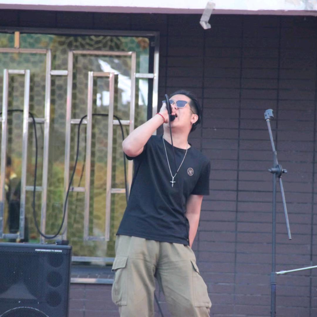 看你王哪跑(地球NPC)