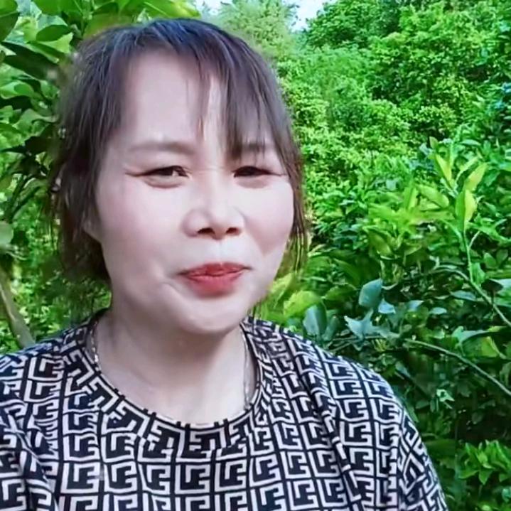 廖三姐（拒绝私聊）