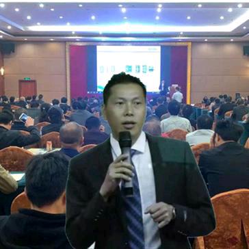要模塑人才找邓校