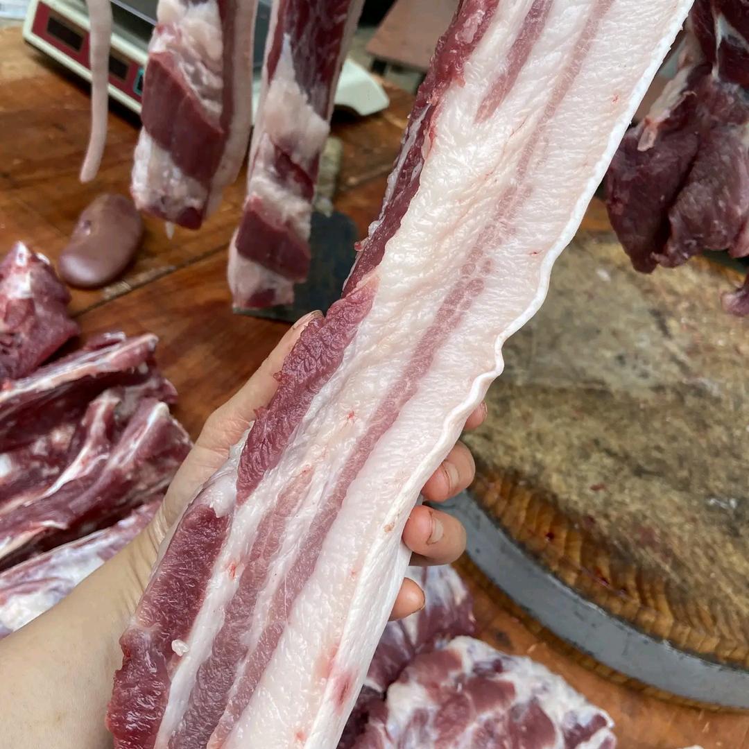 猪肉牛肉批发，下祭的猪