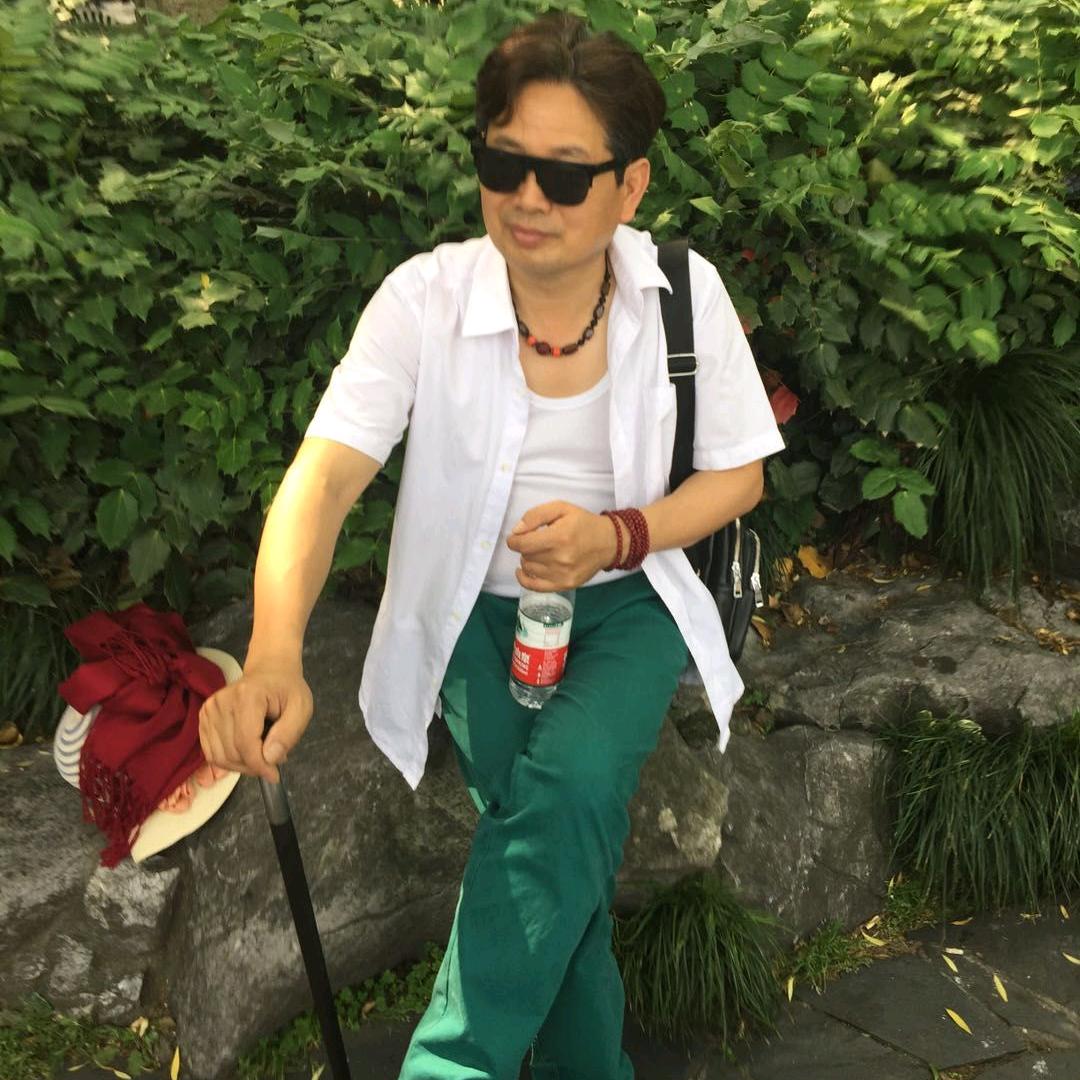 陈佳良