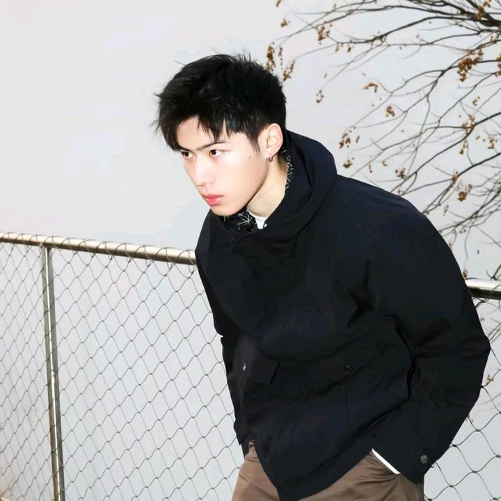 泰潍人在印尼(长到1000粉开播)