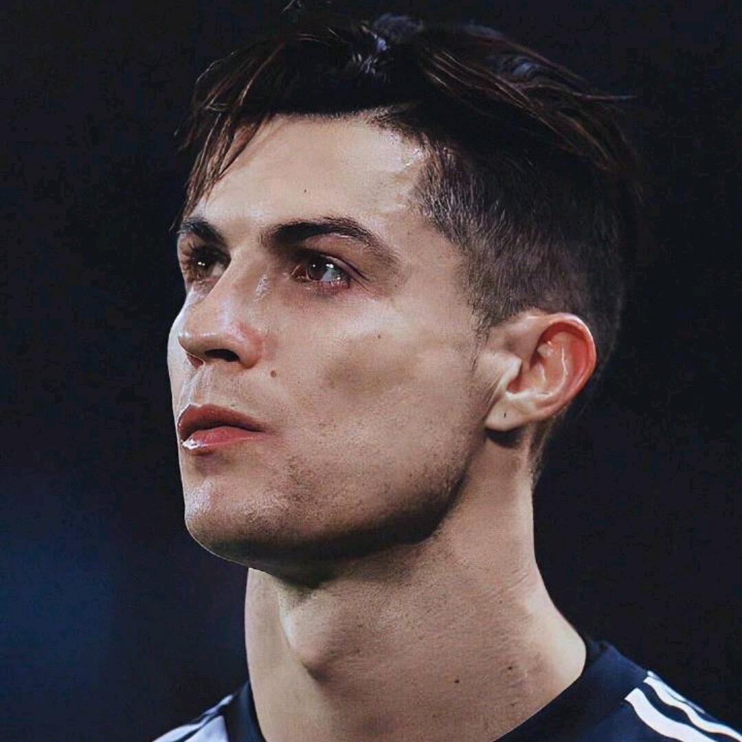 麻辣烫要好好踢球