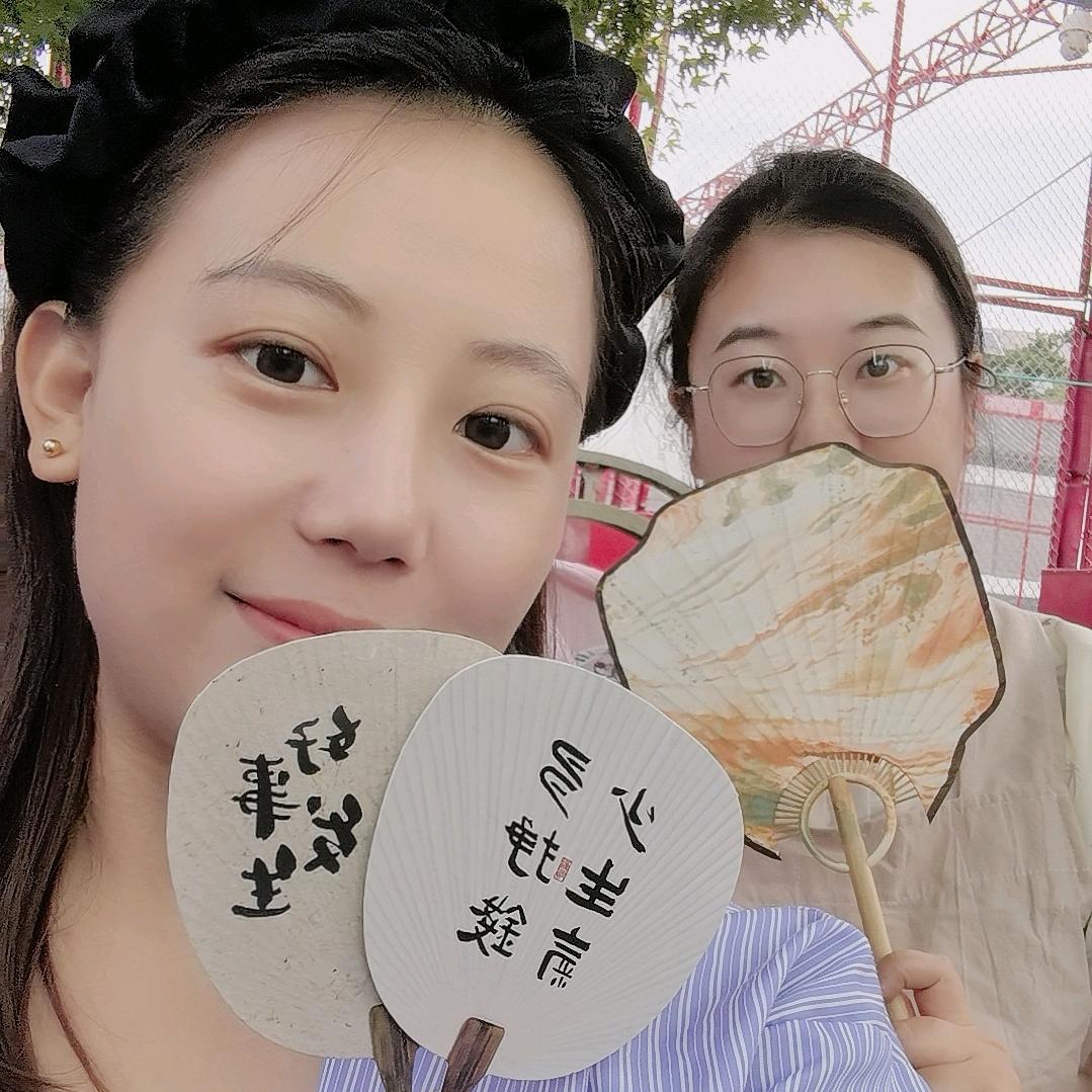 俩设计鬼相爱相杀创业中