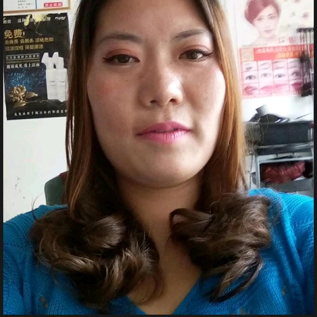单只蝴蝶