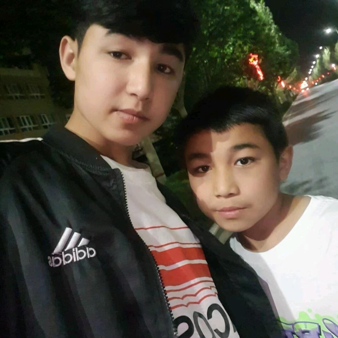 小依 和平精英地铁逃生