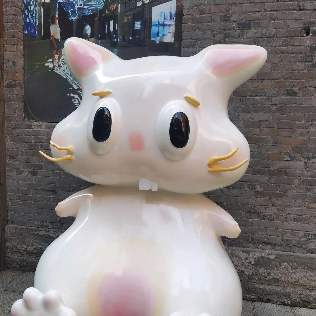 一直在做梦的lily