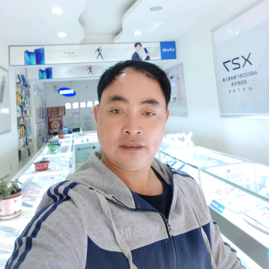 爱生活的 刘哥（早02点26开播号主页）