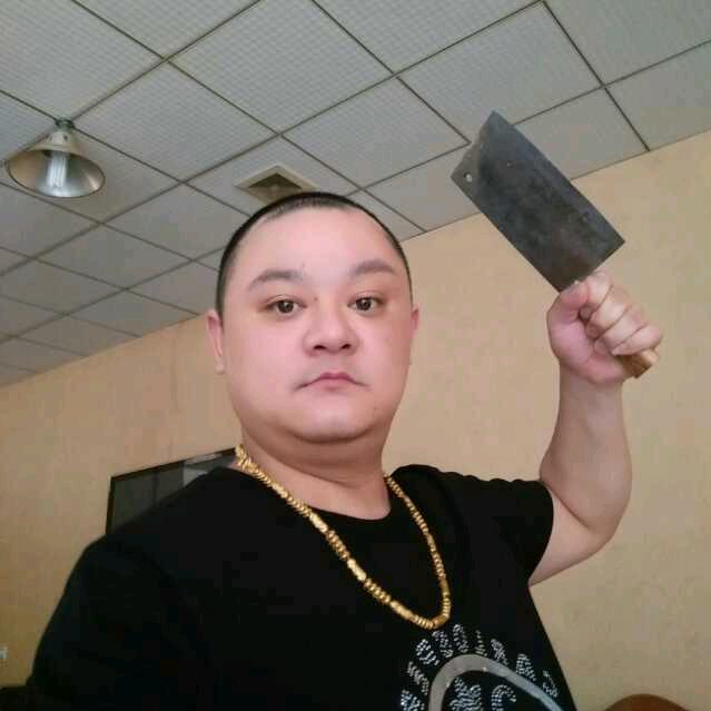 肚大奔驰