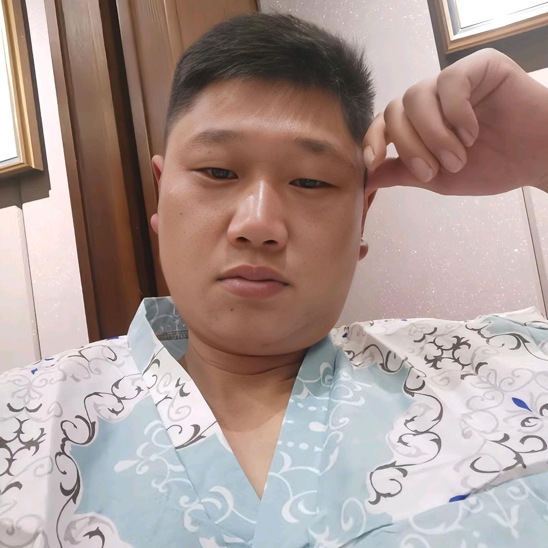 🇨🇳通 哥🇨🇳(1)