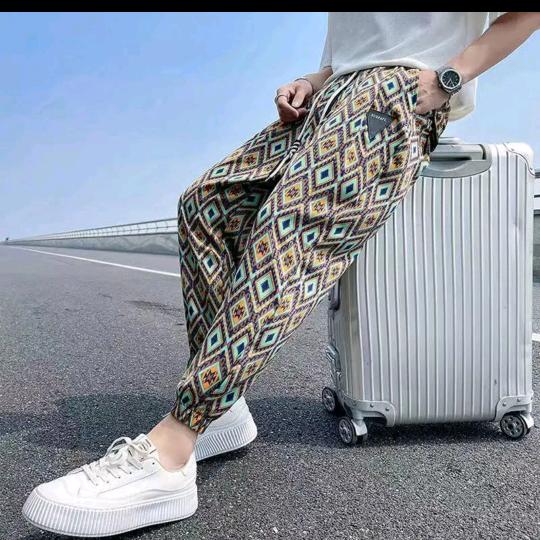 我爱爆潮流服饰