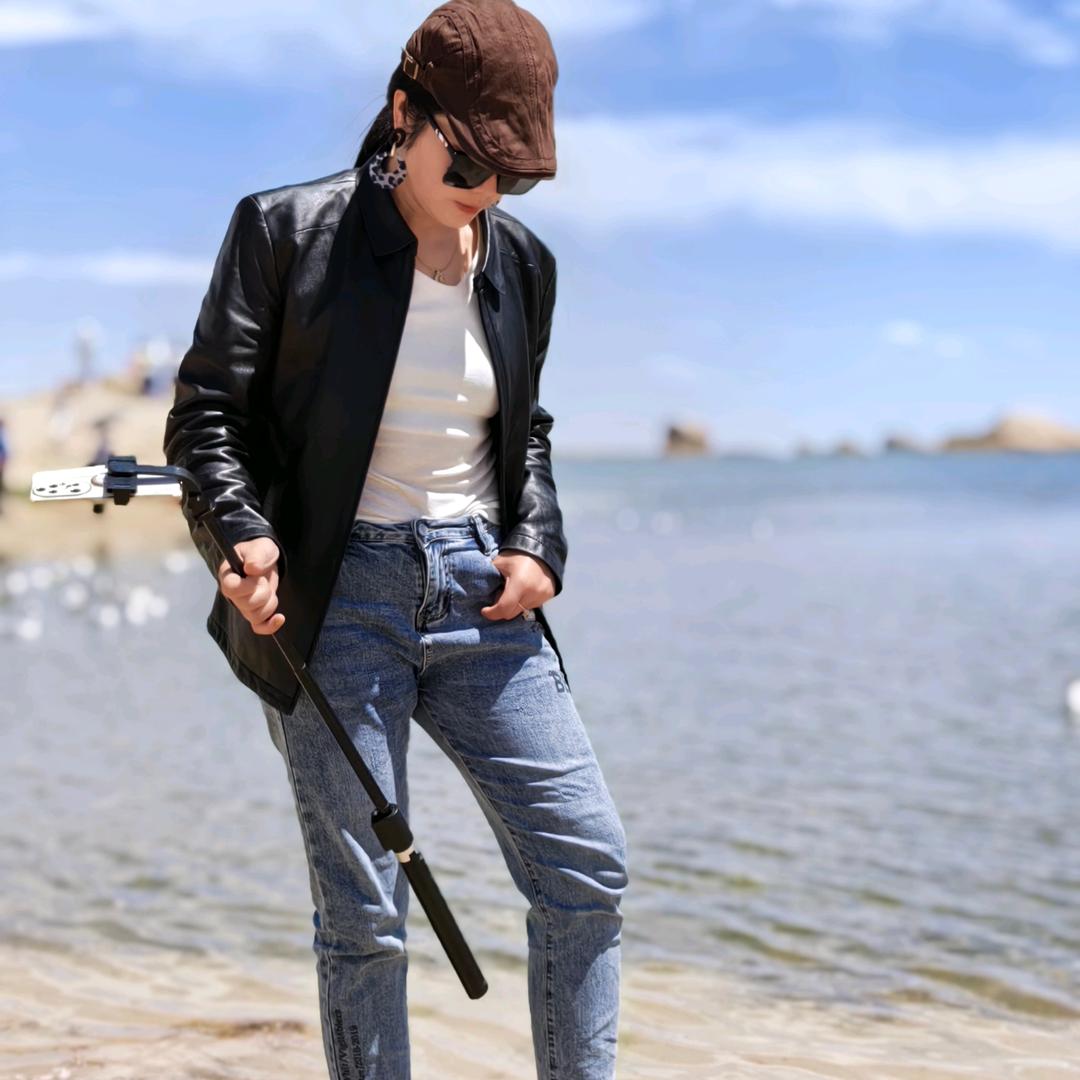 爱健身爱跑步的happy