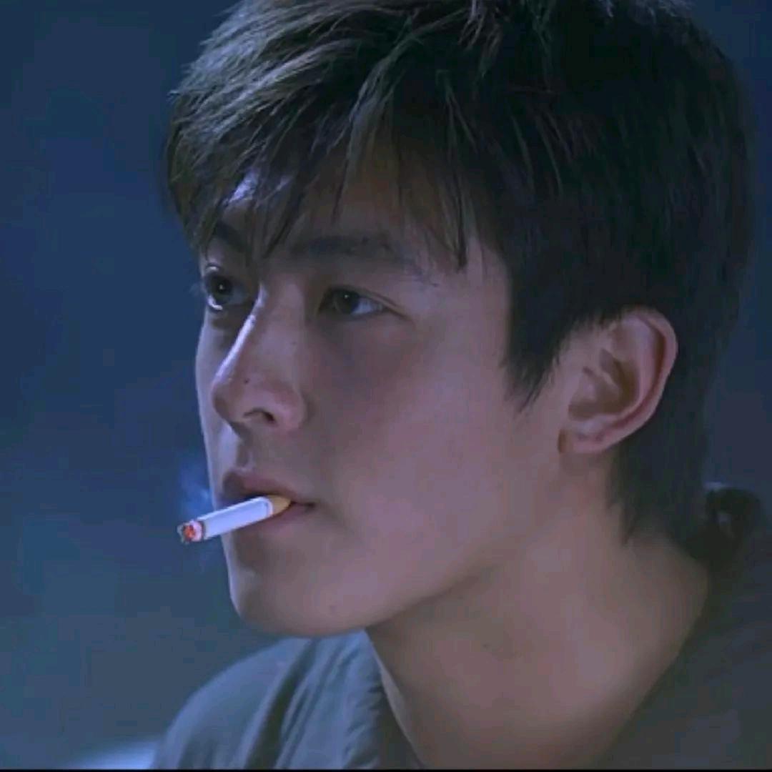 张三两