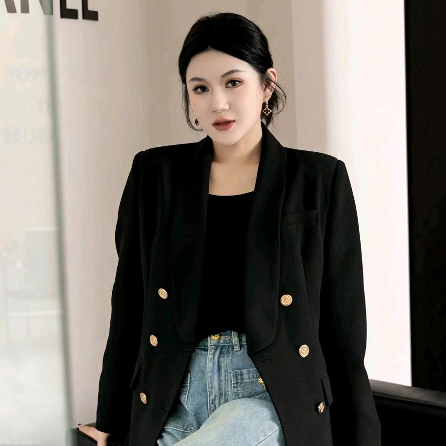 萱多电子女装专卖店