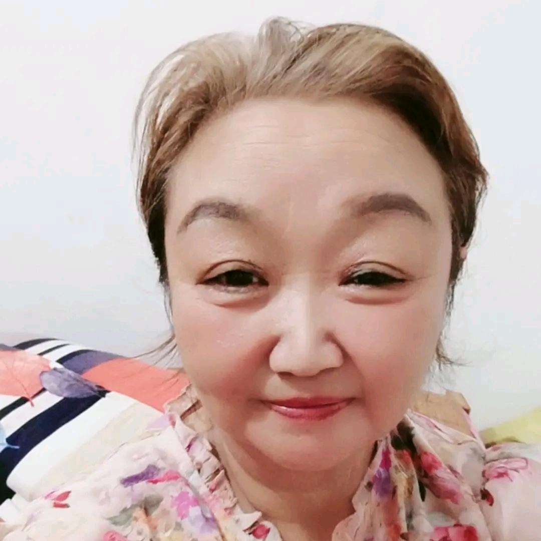 快乐一生袁武英
