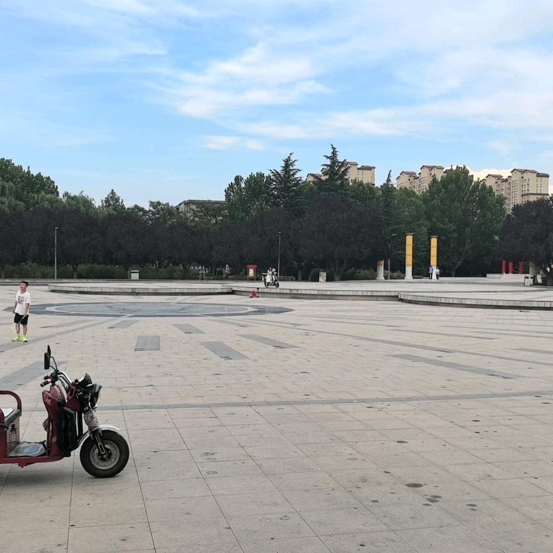 苒昕