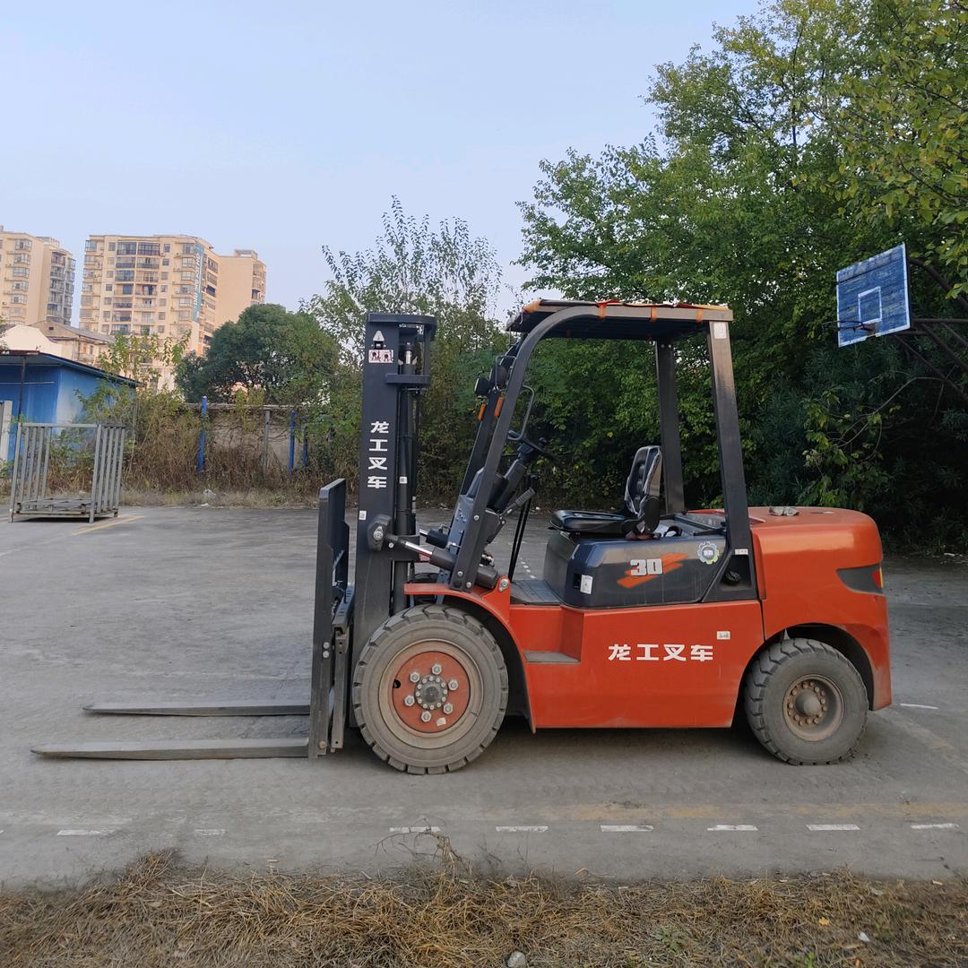 黄梅县叉车范老师