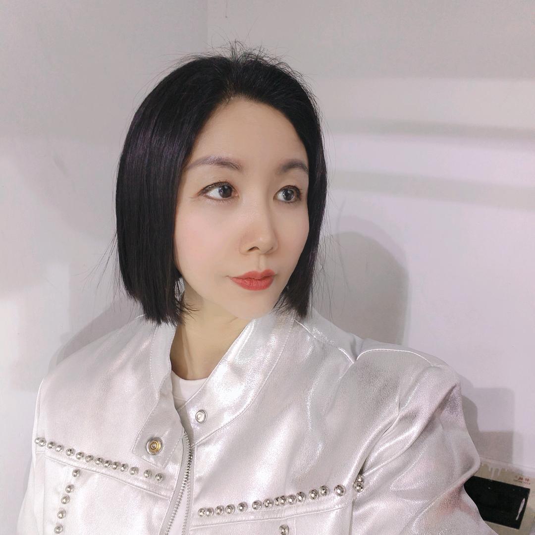 燕子    刺猬男装