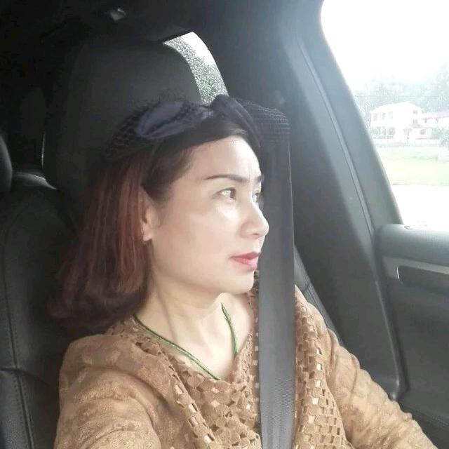 网红烟花九姑姑