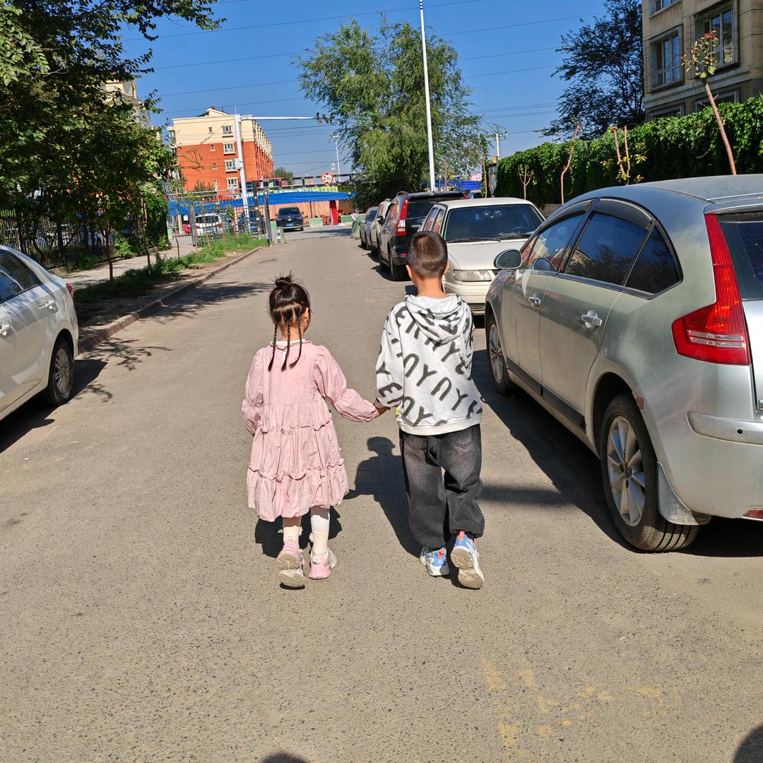 Оля霞