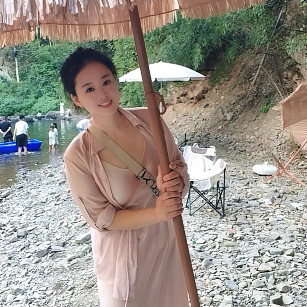 大全椒小李《庆庆家炸串烧烤》