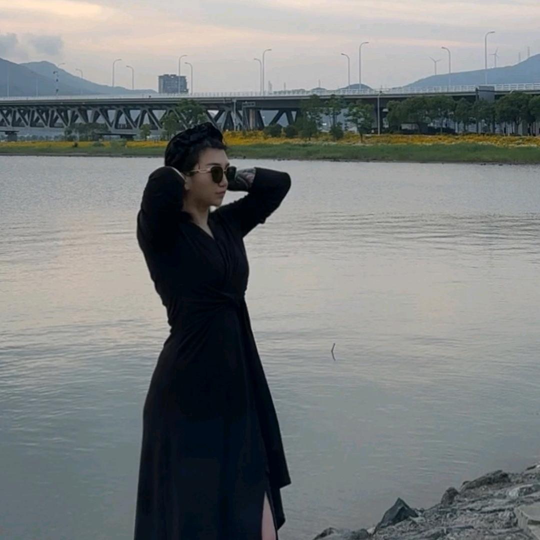 春晓七七（生活号）