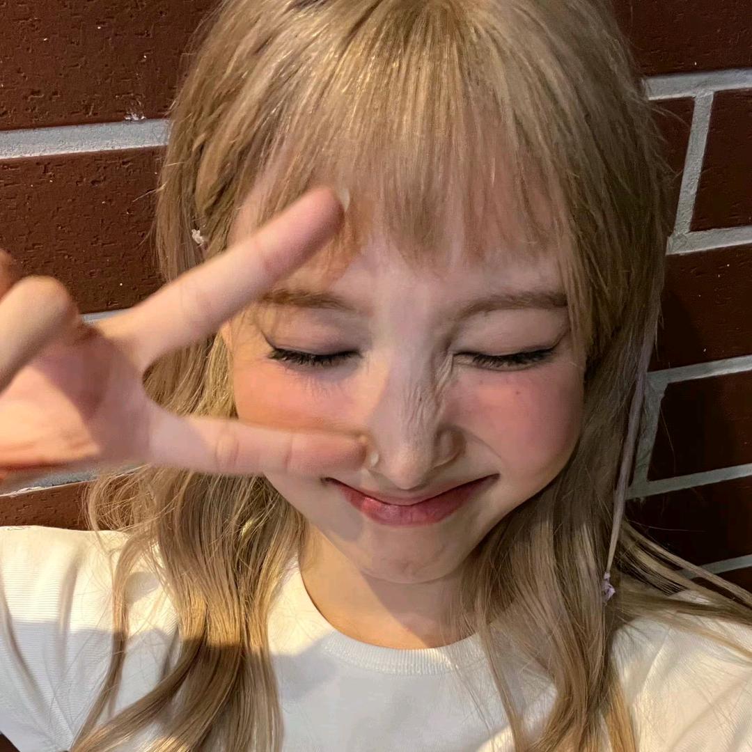 seven雯（见过陈立农版）