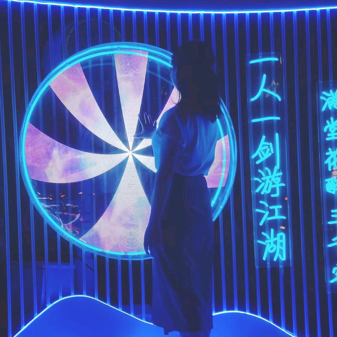风来听风，雨来听雨
