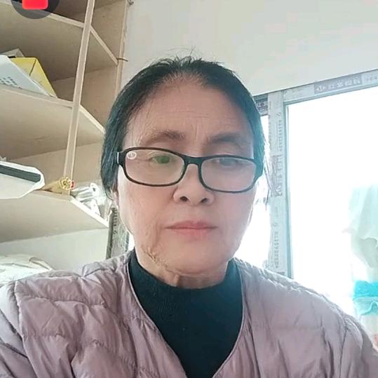 王芬