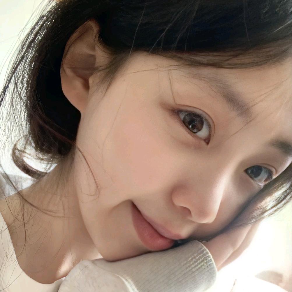 蟹黄堡^.